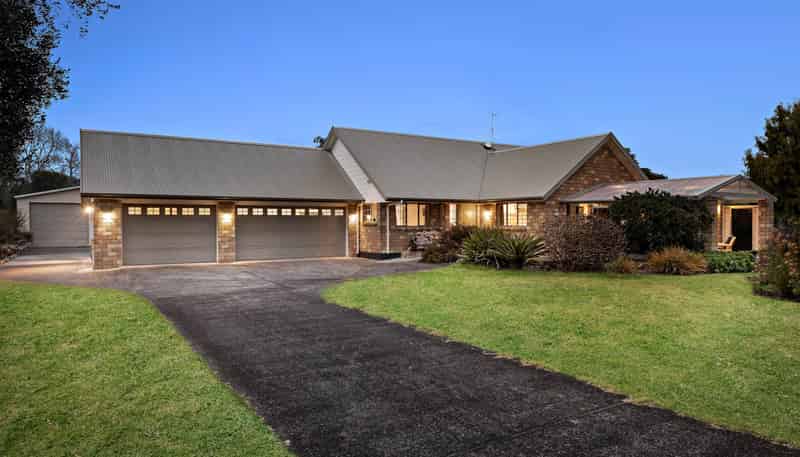 15 Awaroa Stream Drive, Waiuku