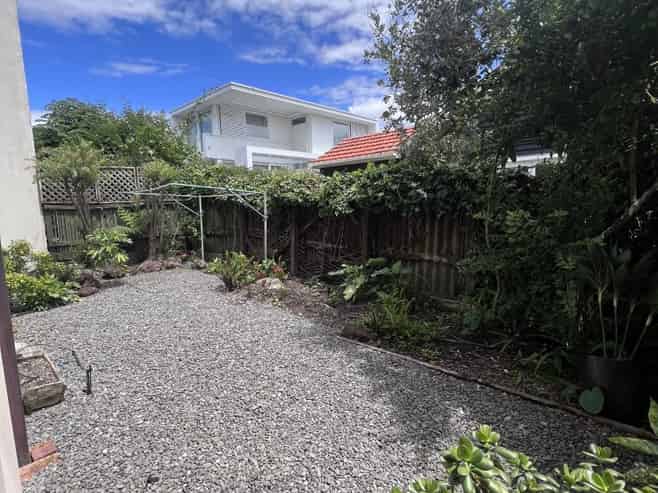 8a Rewiti Avenue, Takapuna