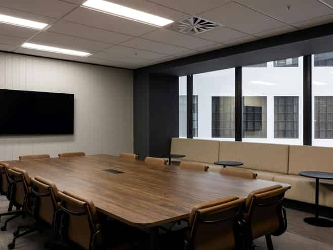 CBRE – BRAND NEW FIT-OUT & FURNISHED