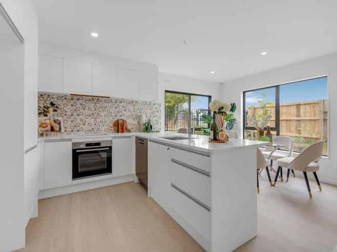 77C Buckland Road, Mangere East