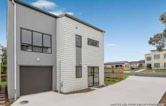 77B Buckland Road, Mangere East