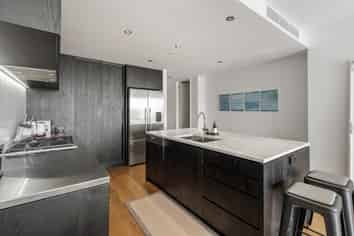 301/52 Sale Street (inc Water and WiFi), Freemans Bay