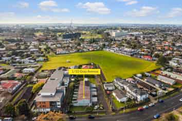 1/10 Gray Avenue, Mangere East