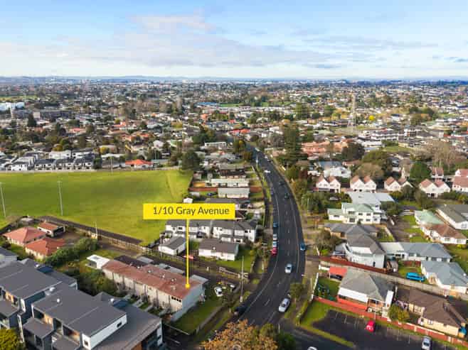 1/10 Gray Avenue, Mangere East
