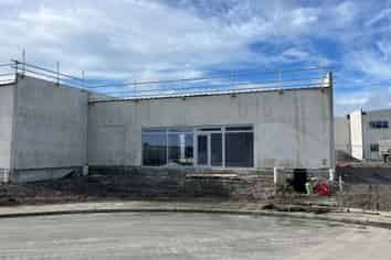 Warehouse and Showroom/Office