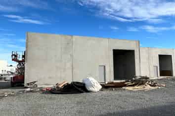 Warehouse and Showroom/Office