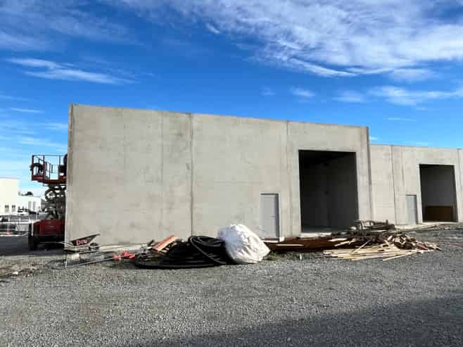 Warehouse and Showroom/Office