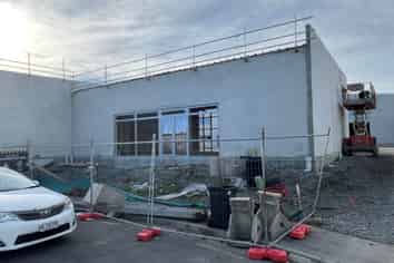 Warehouse and Showroom/Office