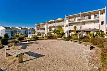 C17/60 Mason Rd, Albany