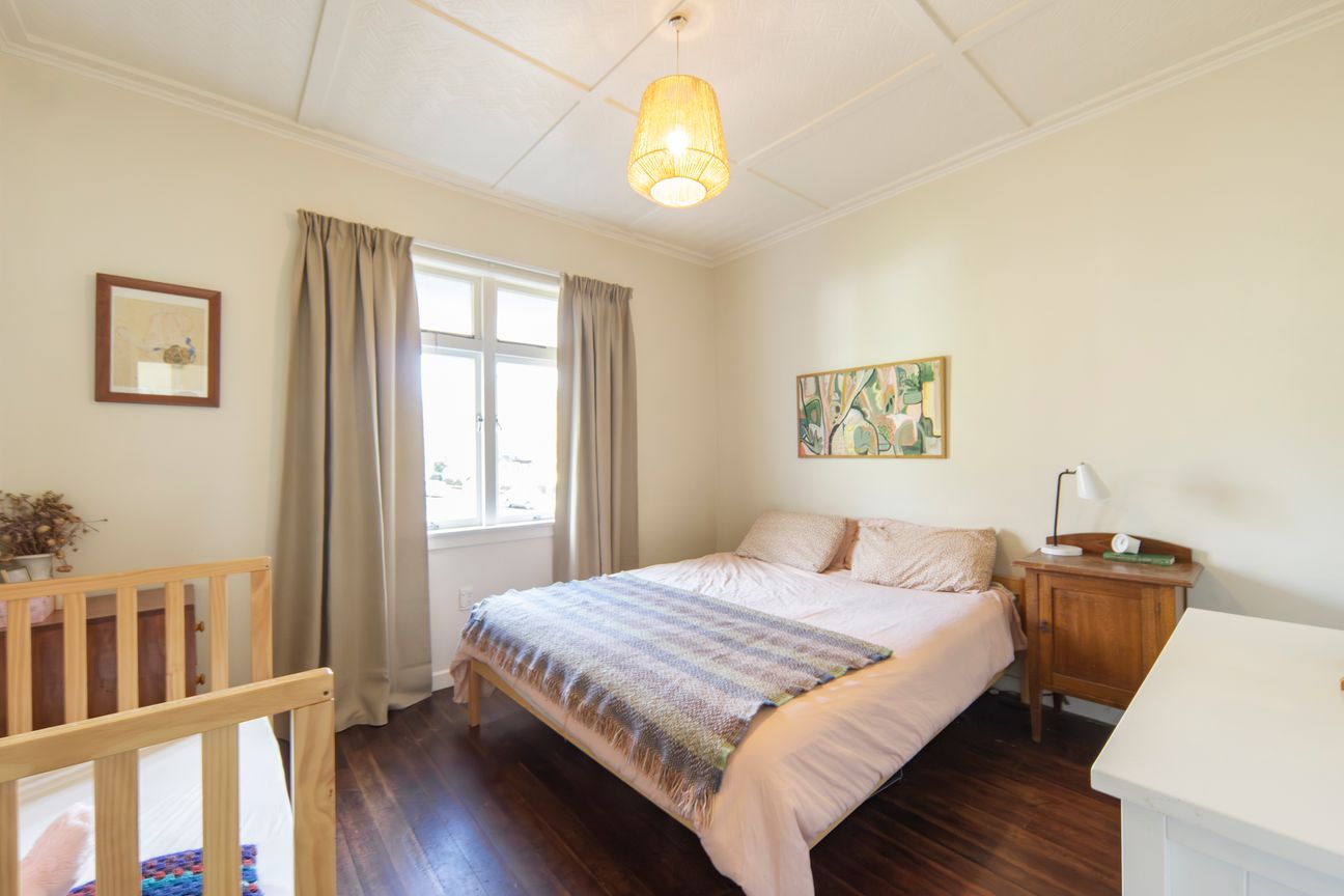 Charming 2-Bedroom Home in Hamilton East - Widok 5