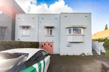 33 Myrtle Street, Hamilton East