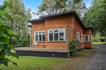 537 State Highway 14, Maunu