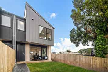 94F Swanson Rd, Henderson