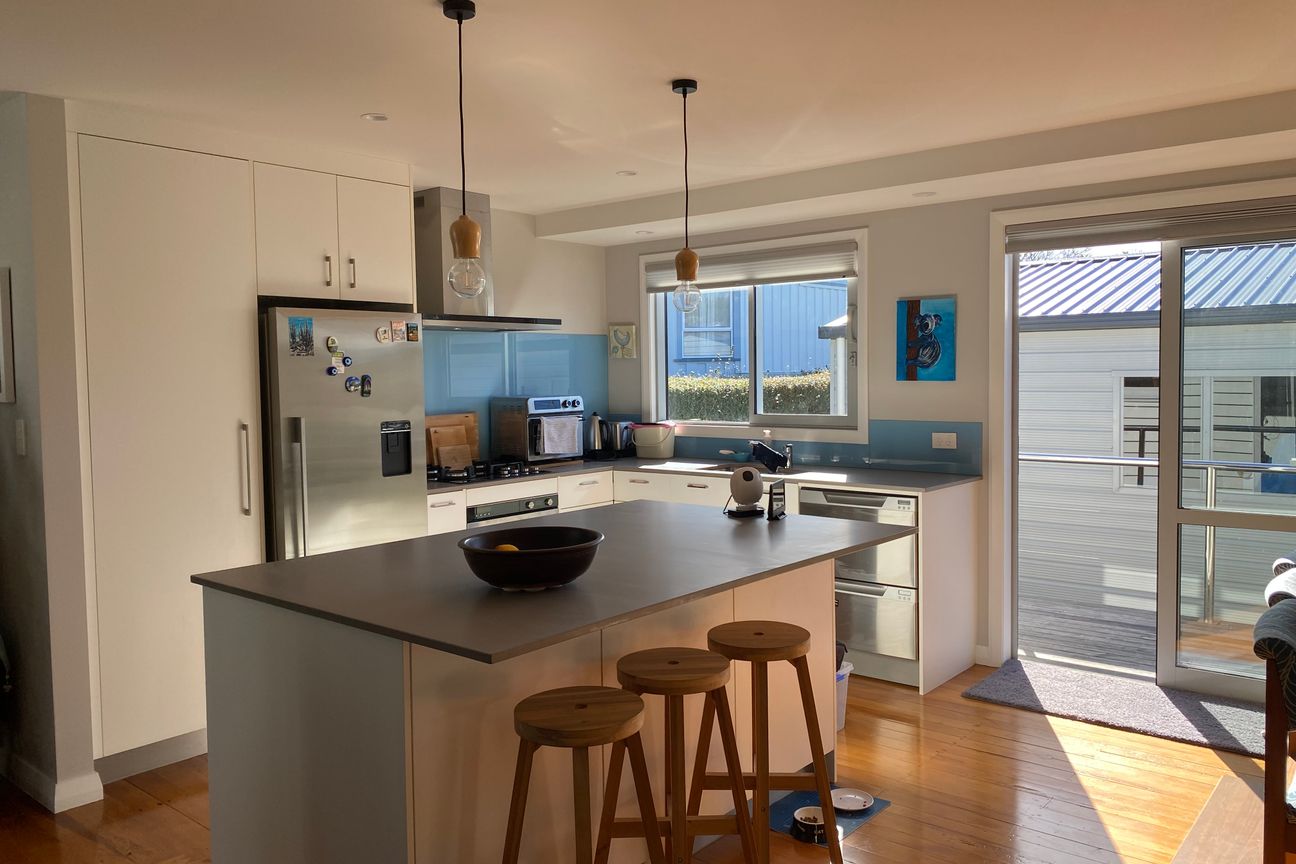 Stunning 3-Bedroom with all the features of a beautiful new home - Bild 3