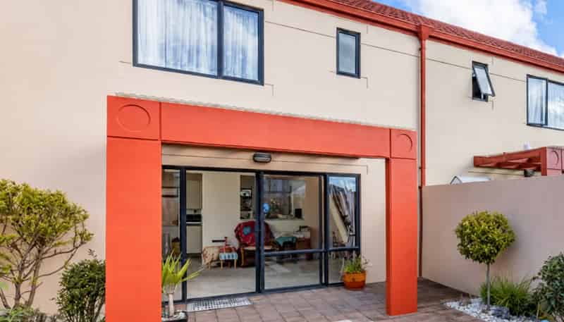42C Stanmore Road, Phillipstown