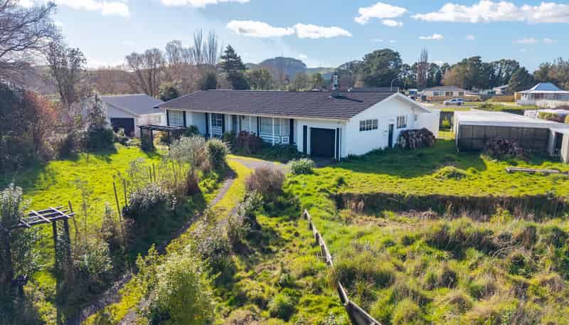 24 Cambridge Street, Pahiatua