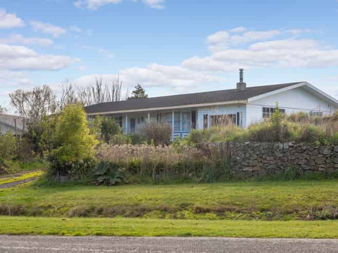24 Cambridge Street, Pahiatua