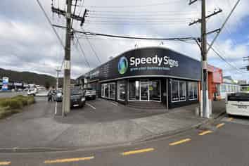 High-Profile Industrial Unit, Seaview