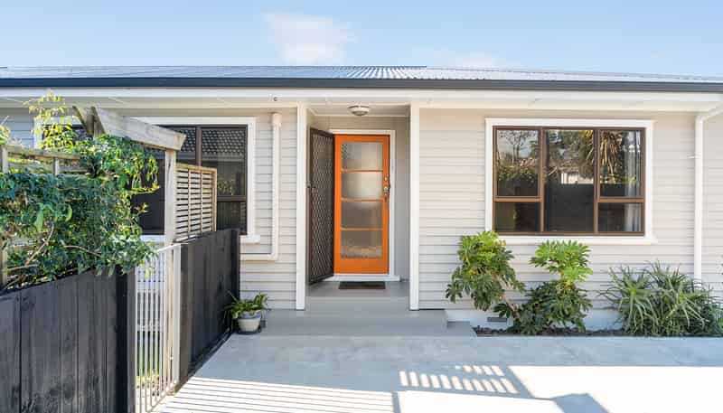 169 Welcome Bay Road, Welcome Bay