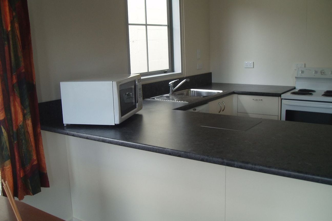Spacious Family Home in North Dunedin - Vista 4