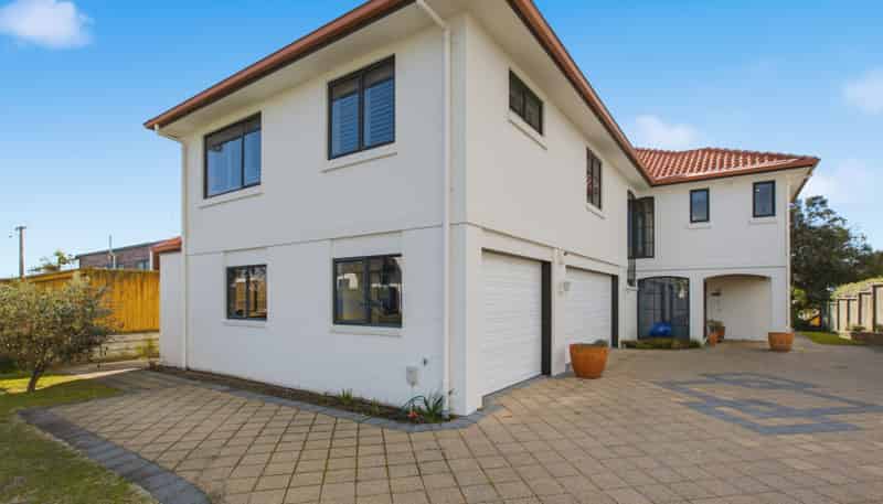 1159 Papamoa Beach Road, Papamoa