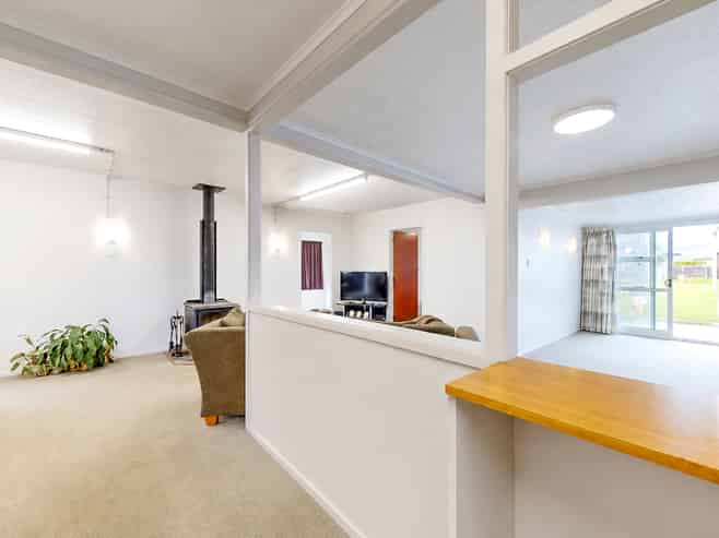 Live, work & invest on State Highway 1, Lichfield