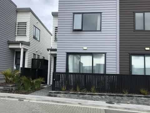 5 Fuselage Road, Hobsonville