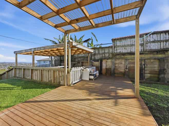10 Crestview Rise, Papakura