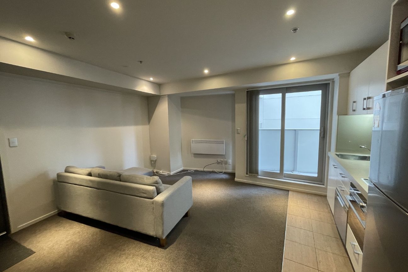 SOHO -Central City 1 Bedroom Apartment - Vista 2