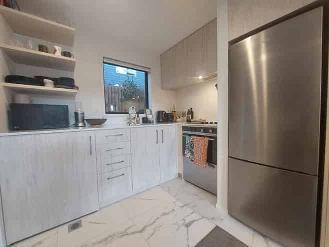 8/10 Yeovil Road, Te Atatu Peninsula