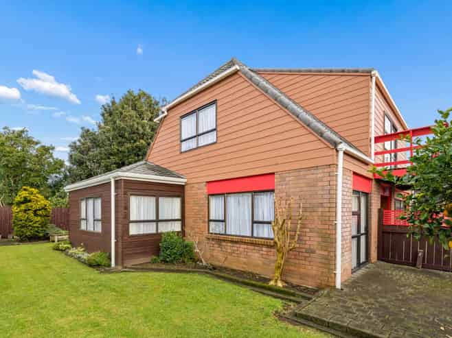 2/179 Rangitoto Road, Papatoetoe