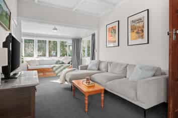 2 Hall Lane, Frankton