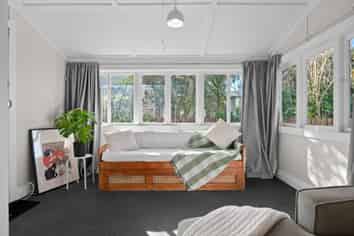 2 Hall Lane, Frankton