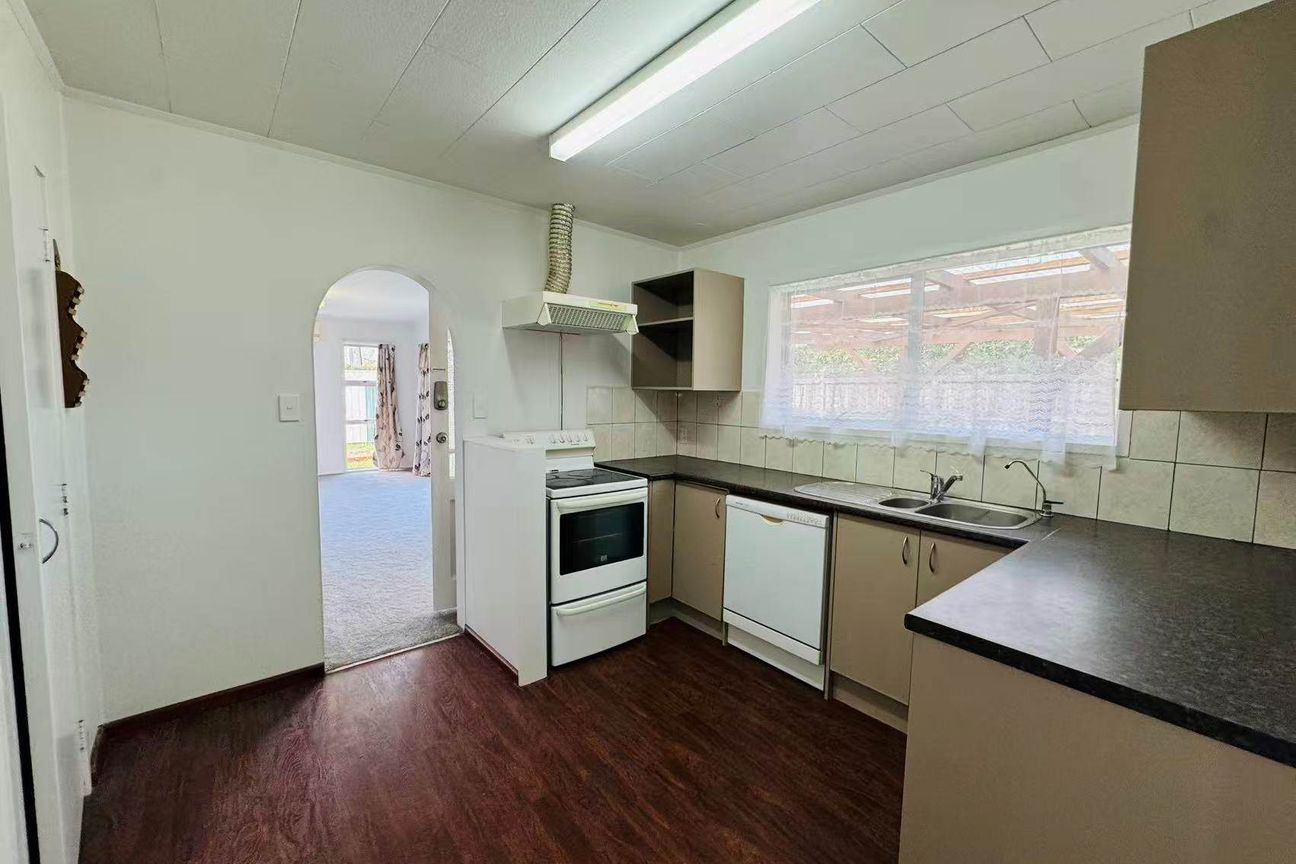 A LOVELY THREE BEDROOM UNIT - Aanzicht 5