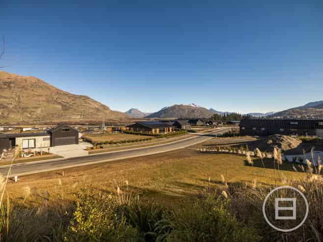 2 Kahiwi Drive, LOWER SHOTOVER