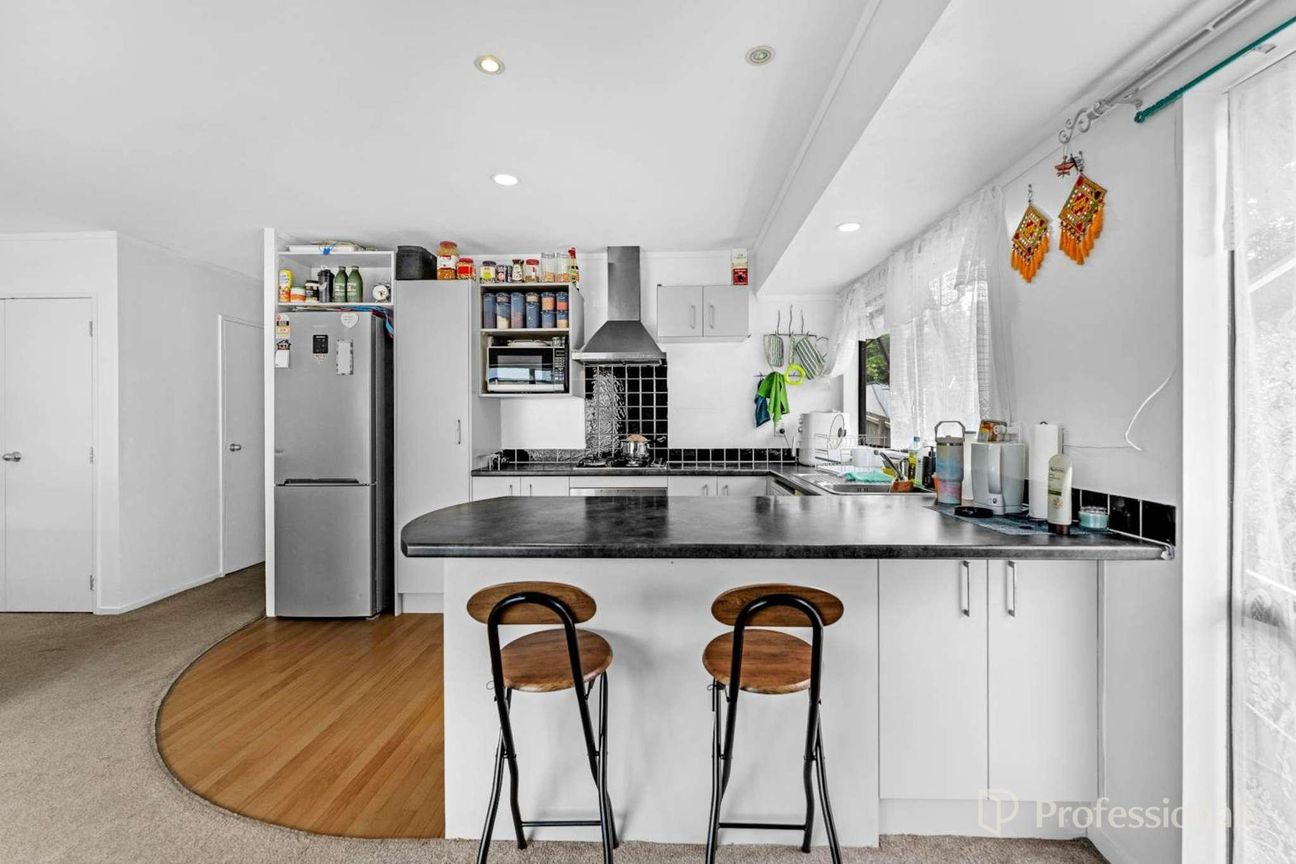 This property ticks every box for modern family living. - Bild 3