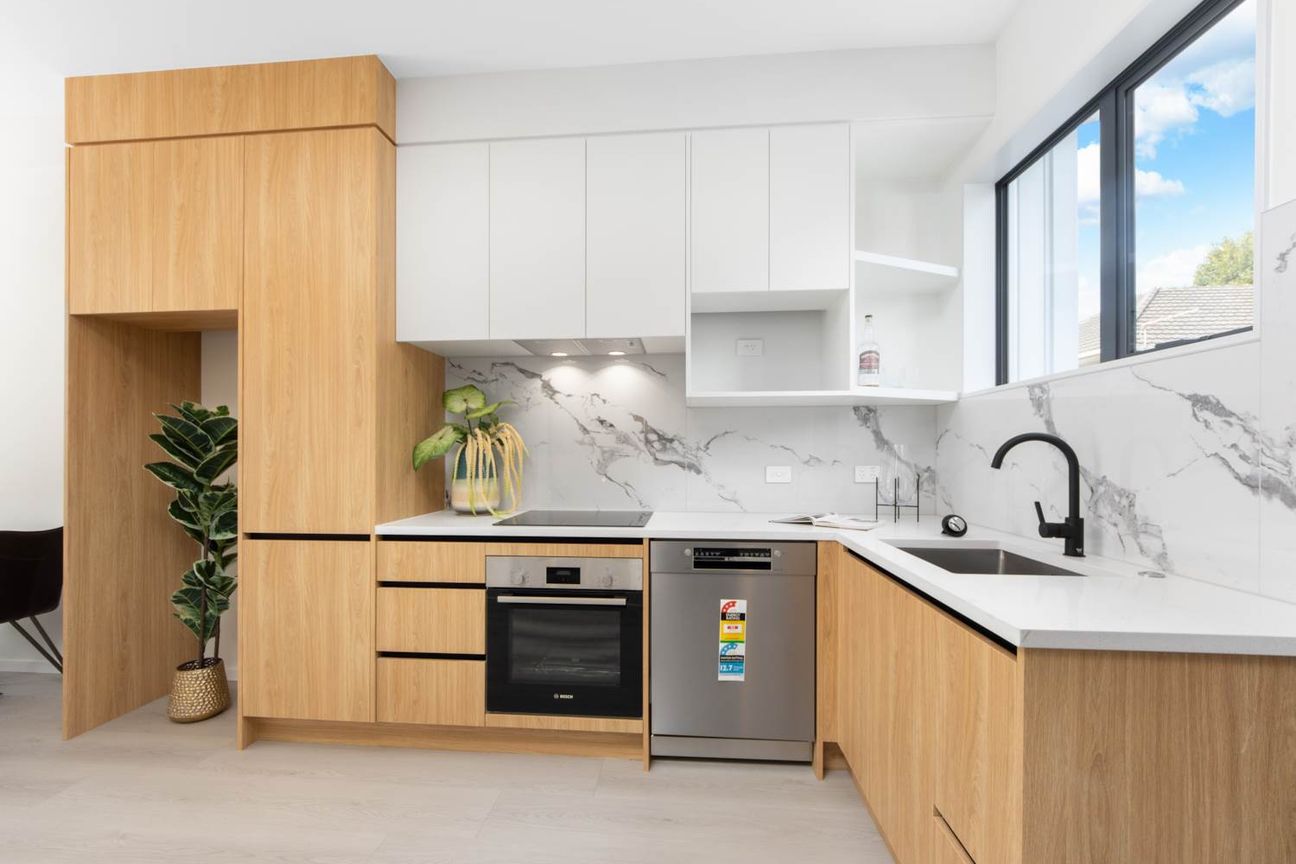 Brand New Luxury with 2 Ensuite Bedrooms & 1x Carpark - Vista 4
