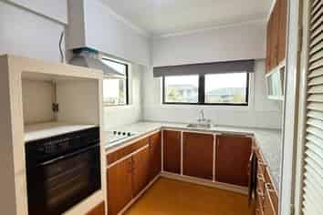 1/19 Glenveagh Drive, Mount Roskill