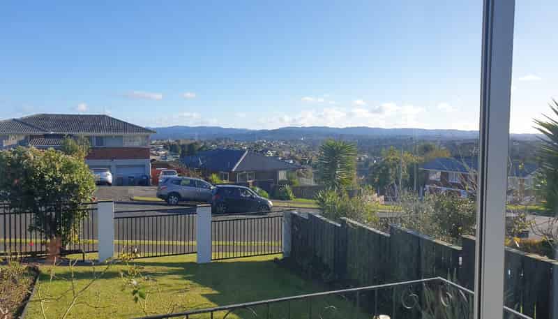 1/19 Glenveagh Drive, Mount Roskill