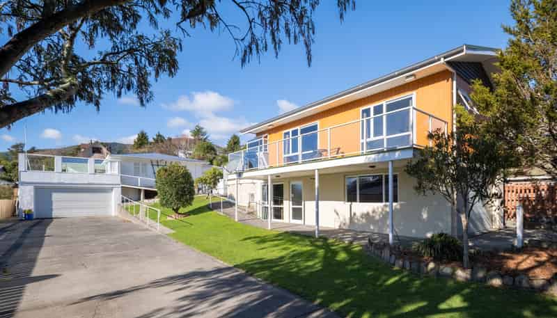 10 and 10a Cornwall Street, Picton