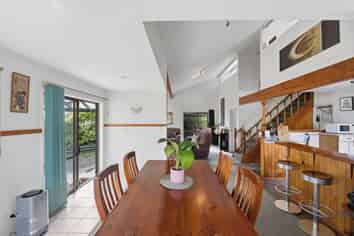 624 Whangaparaoa Road, Stanmore Bay