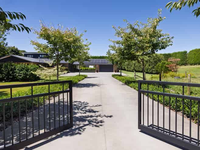 28 Melville Road, Omanawa