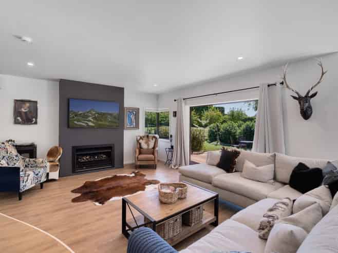 28 Melville Road, Omanawa