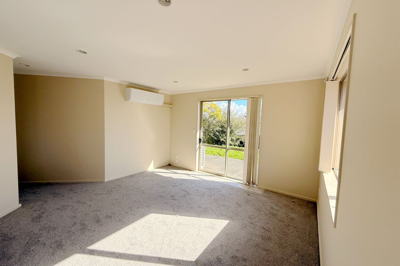 Spacious Renovated Family Home in Northcross - Widok 6