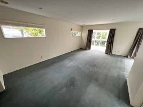 108 Messines Road, Karori