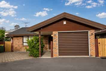 901/C High Street, Avalon