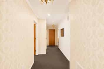 901/C High Street, Avalon