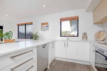 84 Ridgeway Avenue, Rolleston