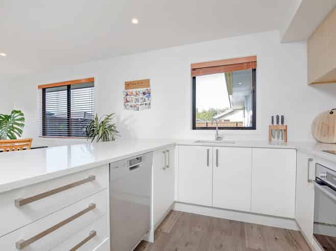 84 Ridgeway Avenue, Rolleston