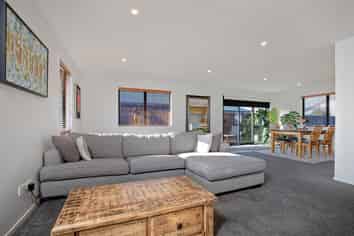 84 Ridgeway Avenue, Rolleston